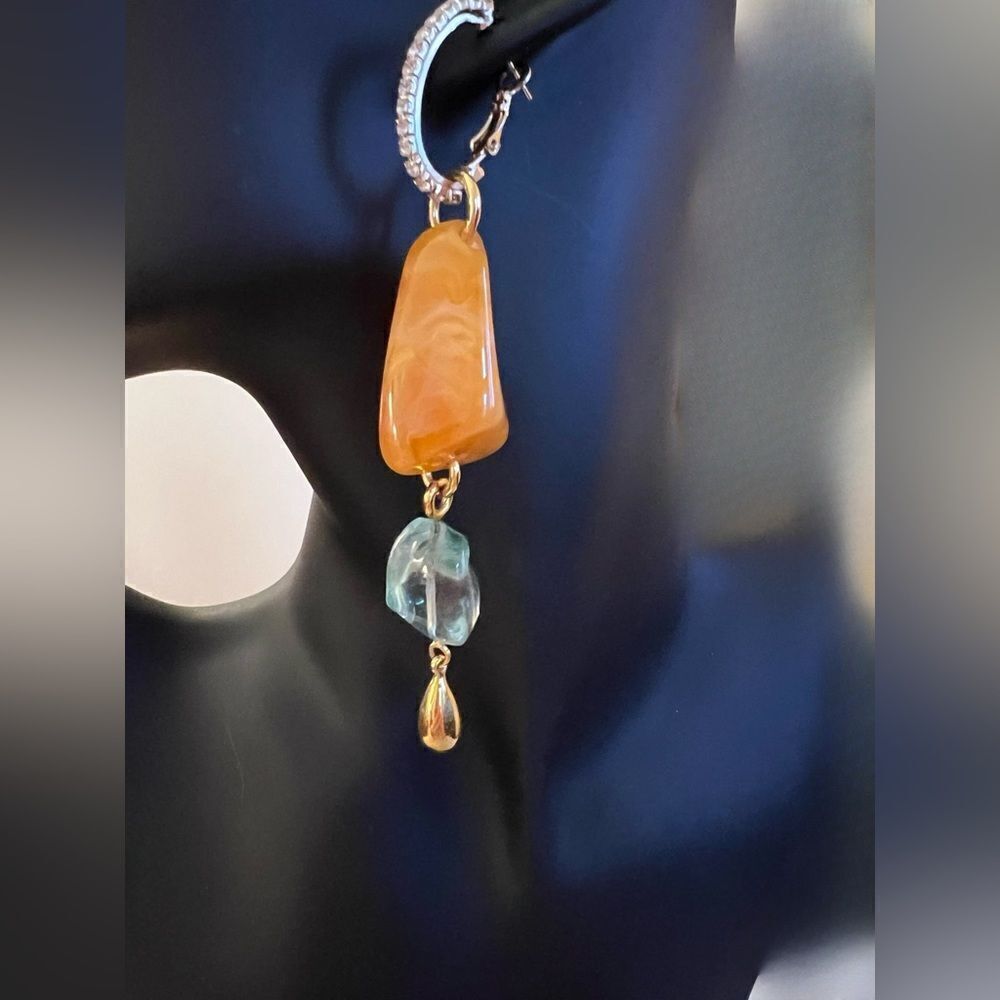 Dangle earrings with 3” drop from ear. - Picture 2 of 4